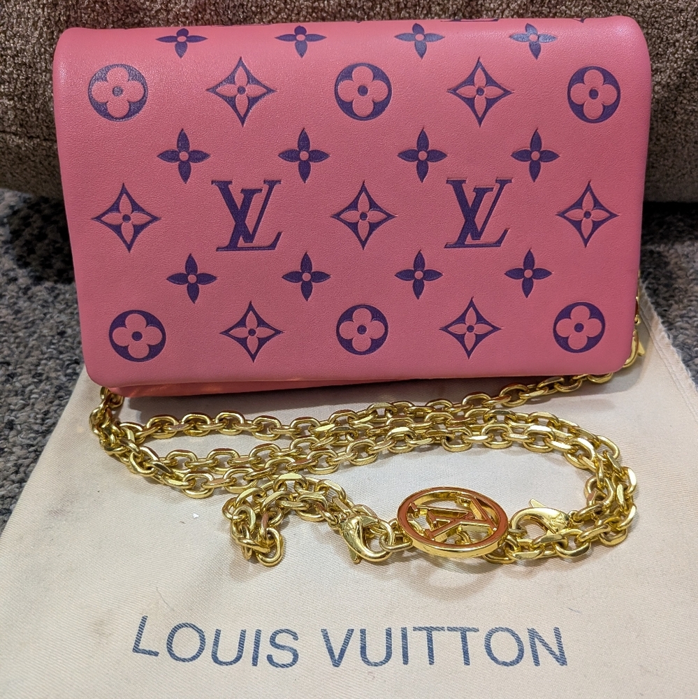Louis Vuitton Pochette Coussin Lambskin Leather Embossed Monogram Rose Violet